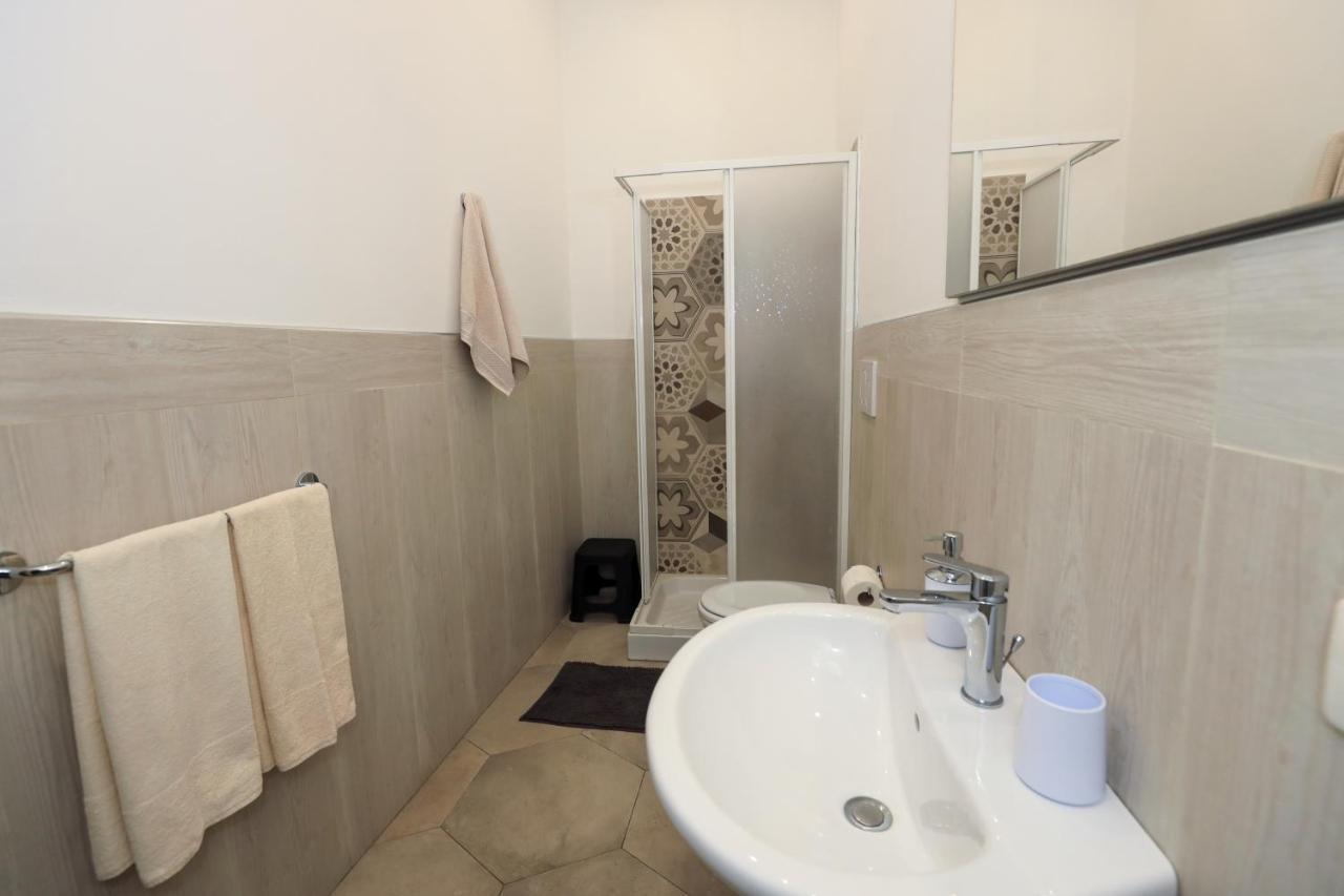 Casa Caruso Corso Garibaldi Lägenhet Avola Exteriör bild