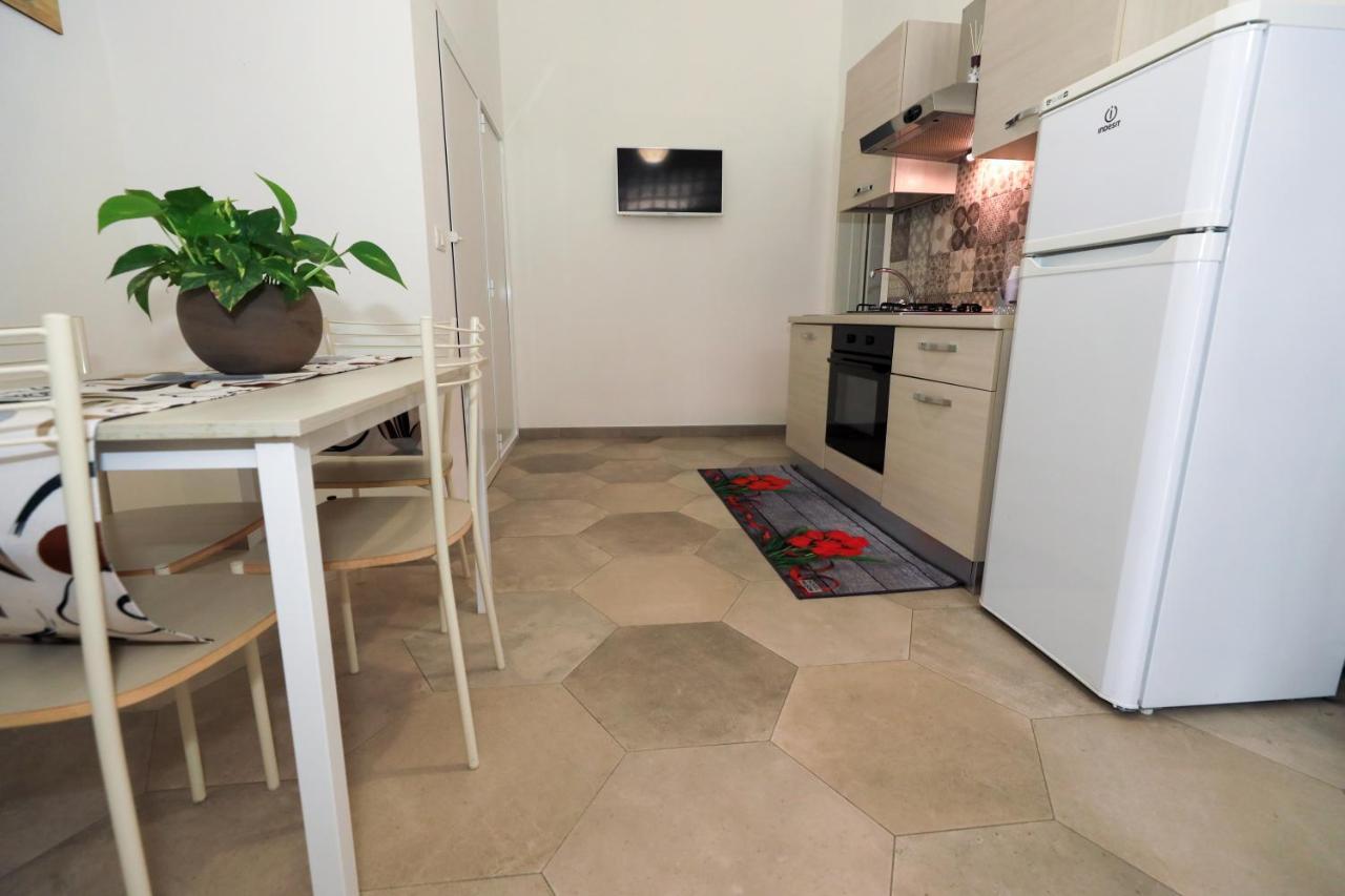 Casa Caruso Corso Garibaldi Lägenhet Avola Exteriör bild